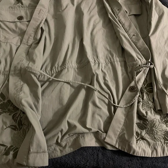 Very thin jacket - Picture 4 of 4